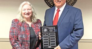 Small Business software In Grainger Tn Dans byrd Accepts 2021 Threestar Award for Grainger County News ...