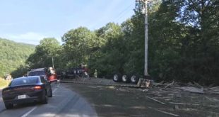 Truck Accident Lawyer Dc Dans Nh Police Investigate Fatal Truck Rollover