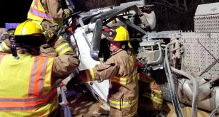 Wapello Ia Car Accident Lawyer Dans Fully Loaded Grain Semi Rollover Near Wapello, Driver Pinned