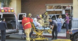 Warrick In Car Accident Lawyer Dans Fresno Visalia Bakersfield Accidents Minivan Runs Into Grocery Store