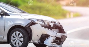 Car Accident Lawyer In Adams Id Dans Silver Car Get Damaged by Crash Accident the Road Car Repair Stock