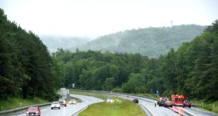 Car Accident Lawyer In Windsor Vt Dans Valley News - Windsor Man Cited In I-91 Car Crash that Killed ...