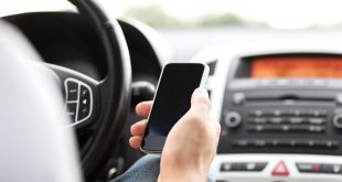 Car Accident Lawyer In Douglas Wi Dans Distracted Driving is Be Ing An Epidemic Hickey & Turim